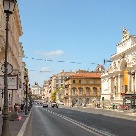 Imperial Nazionale Appartement Rome Buitenkant foto