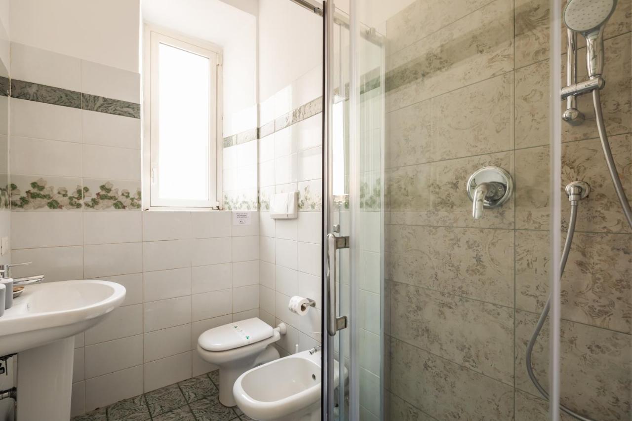 Imperial Nazionale Appartement Rome Buitenkant foto