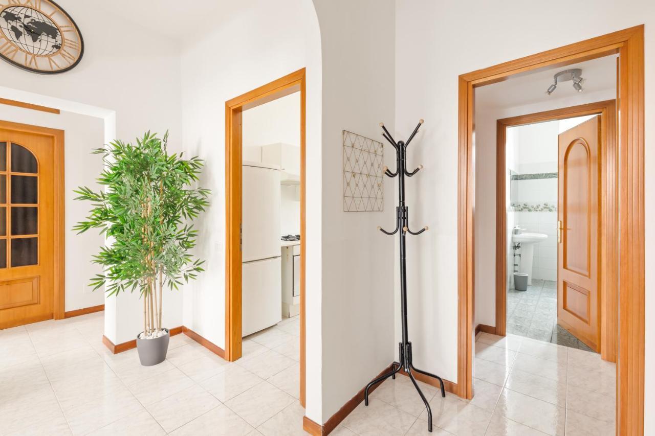 Imperial Nazionale Appartement Rome Buitenkant foto