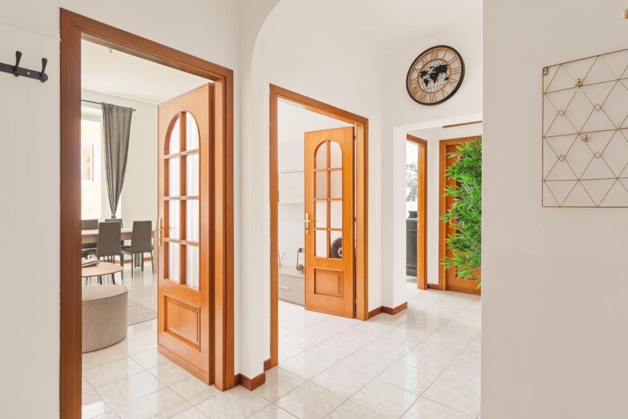 Imperial Nazionale Appartement Rome Buitenkant foto